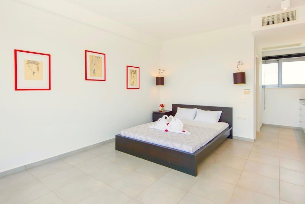 Luxury Villa Stella with private swimming pool 2