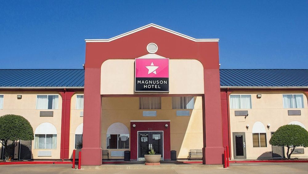 Magnuson Hotel Sand Springs – Tulsa West 1