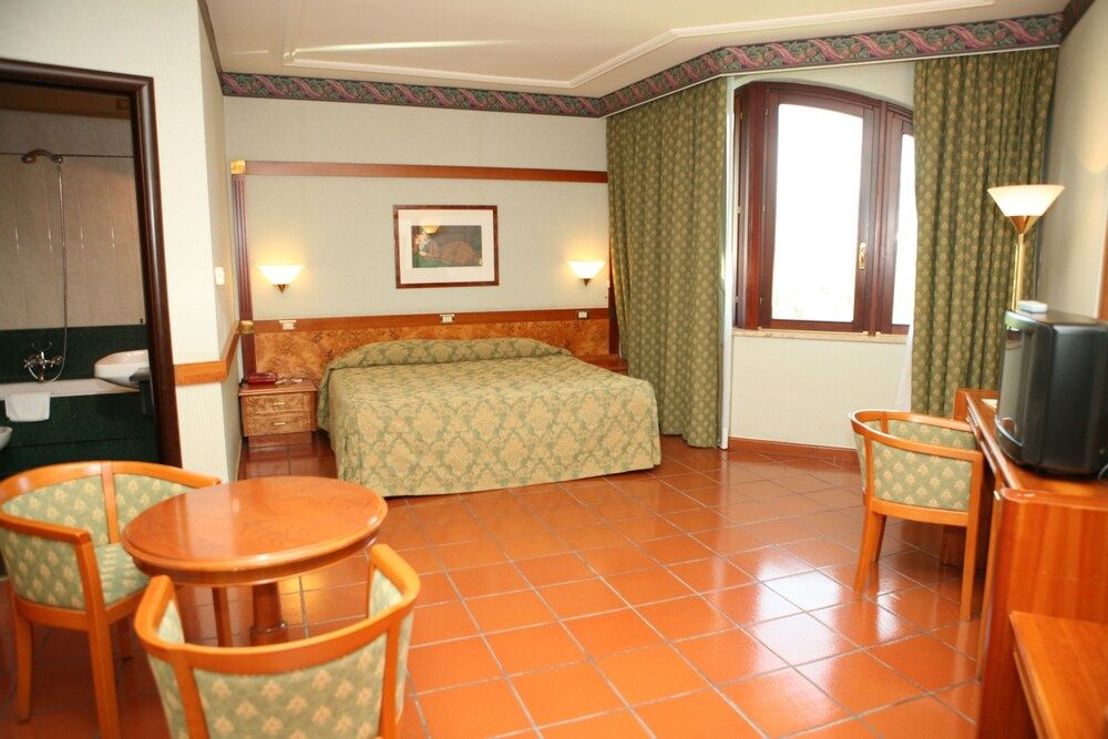 Hotel Serino 2