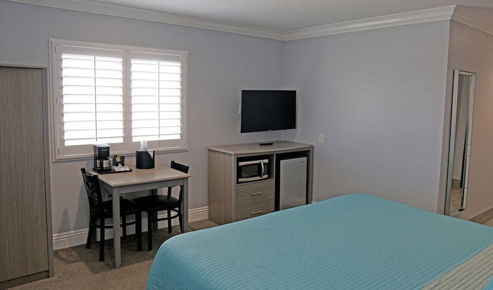 Surf City Inn 1