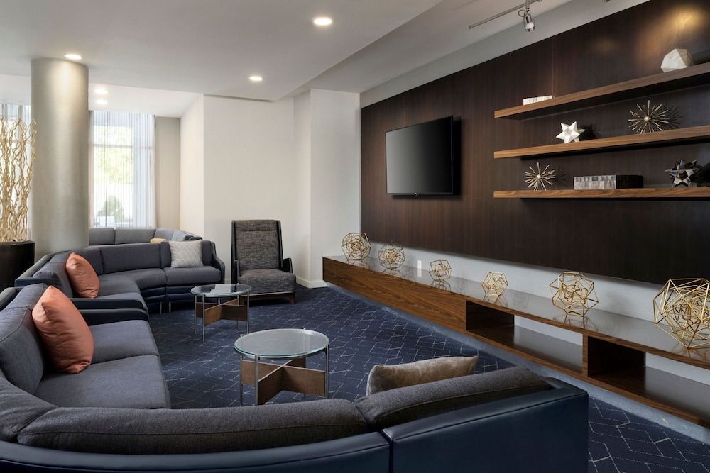 Courtyard by Marriott Hammond 2