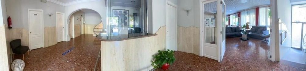 Hostal Comercio 2