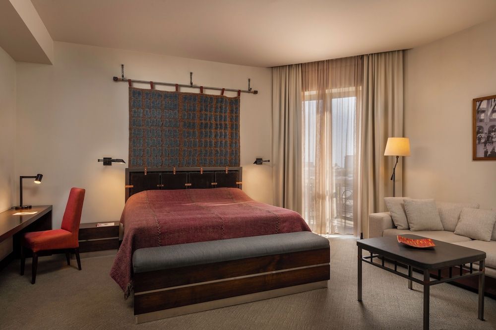 Tufenkian Historic Yerevan Hotel 1