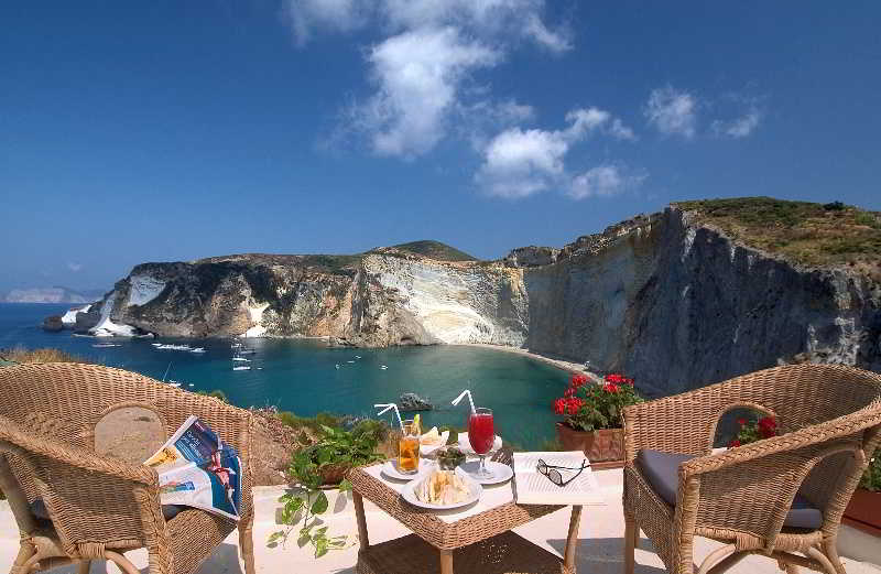 Hotel Chiaia Di Luna 1