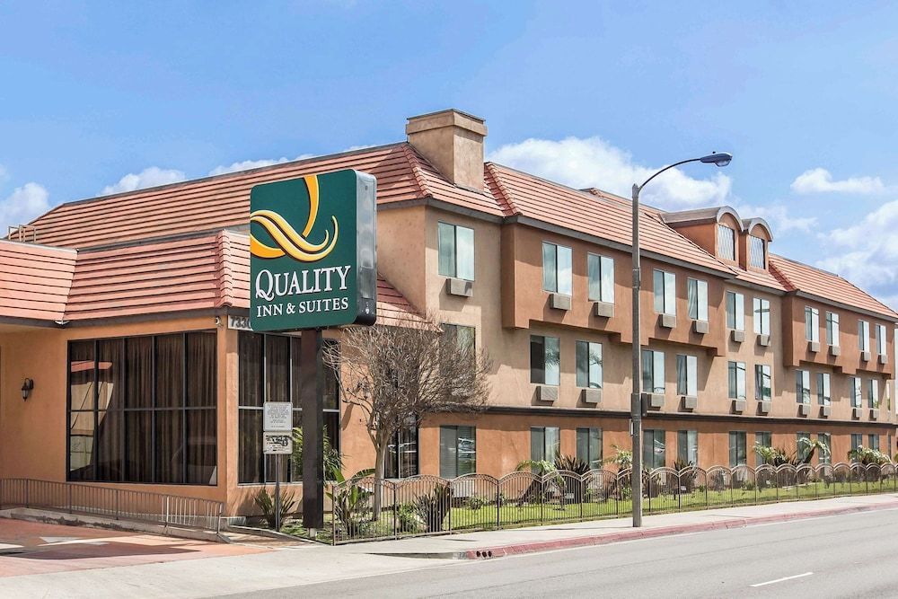 Quality Inn & Suites Bell Gardens-Los Angeles 1