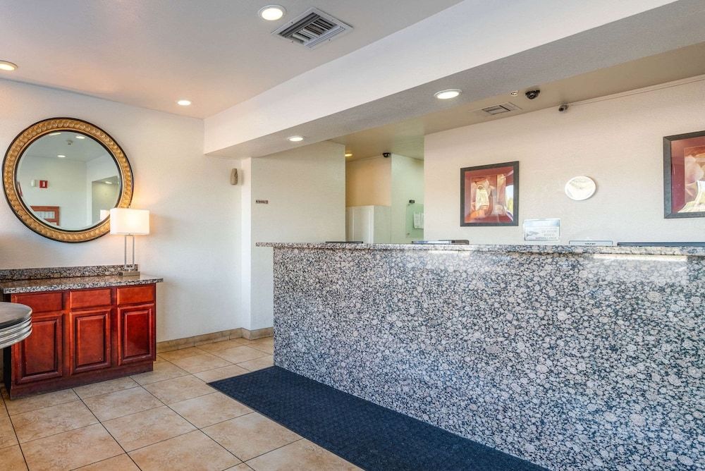 Rodeway Inn Phoenix North I-17 2