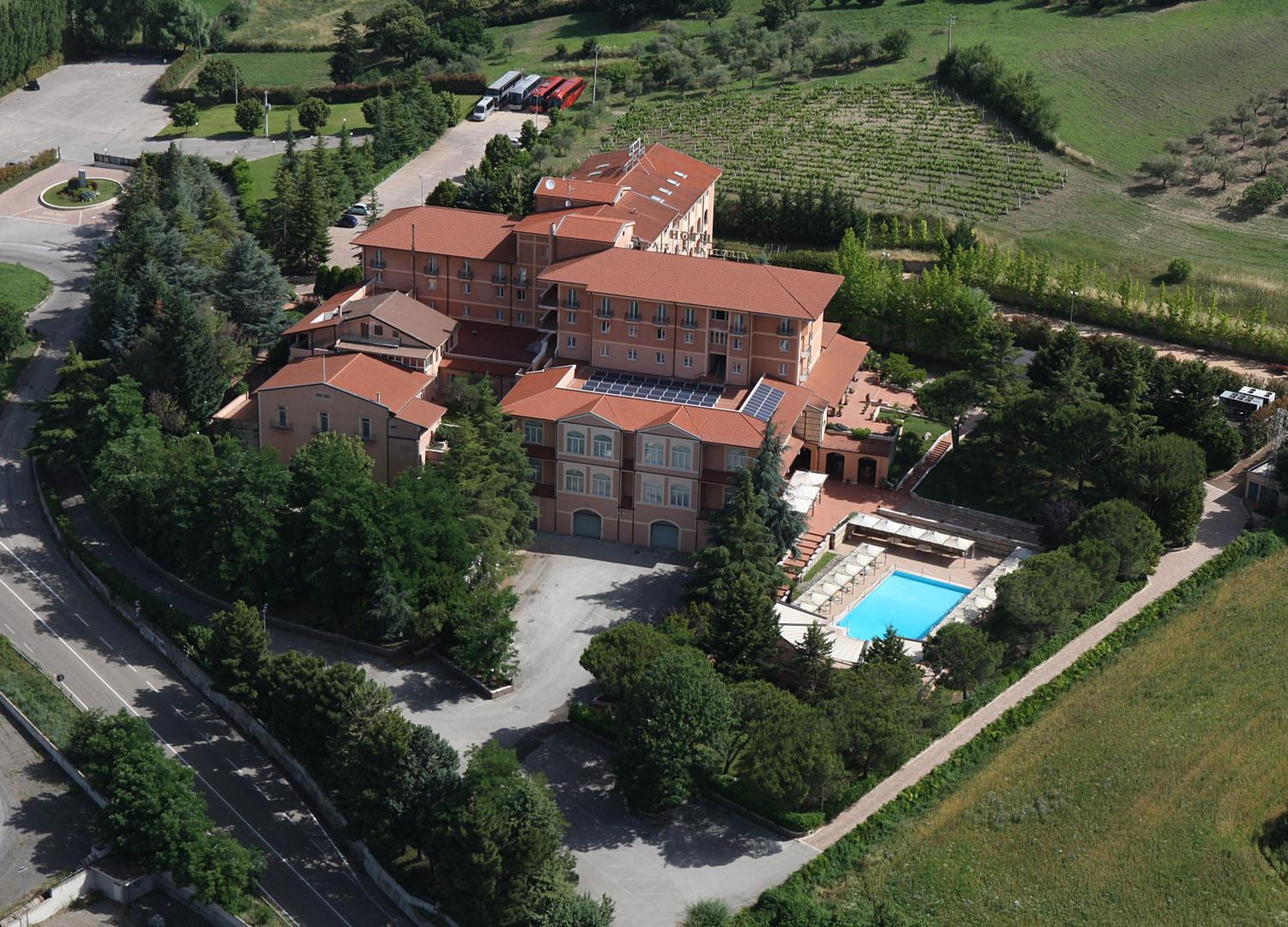 Relais La Fattoria 1
