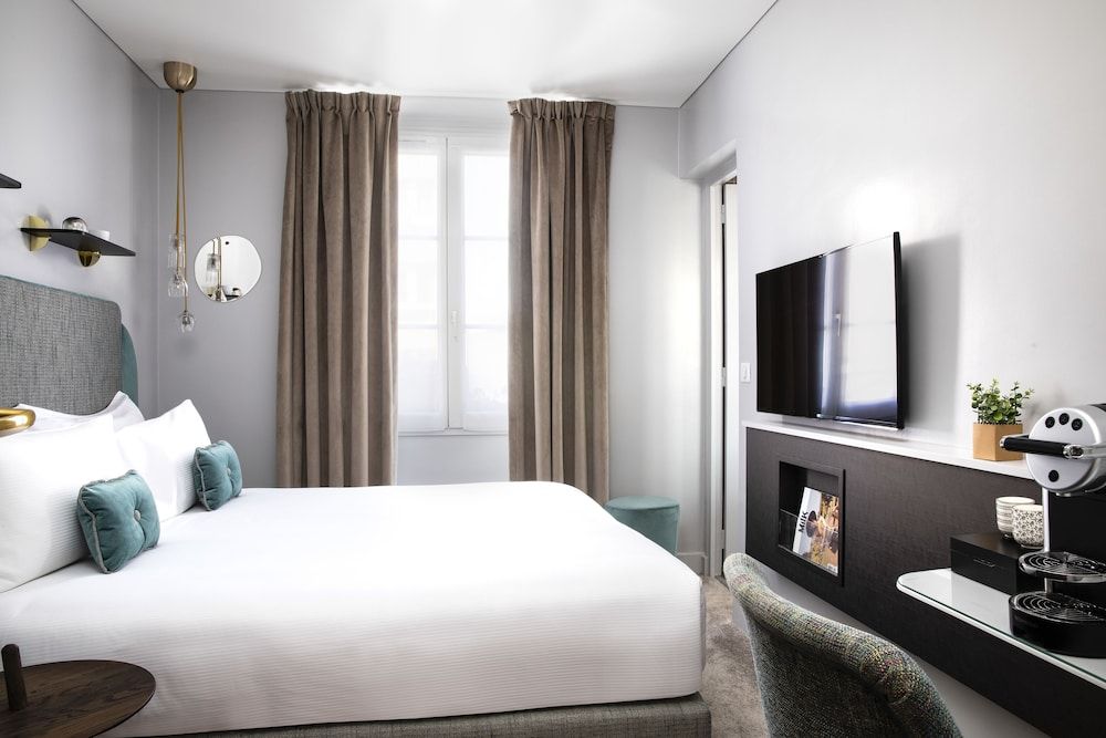 Hôtel Eiffel Saint Charles 1