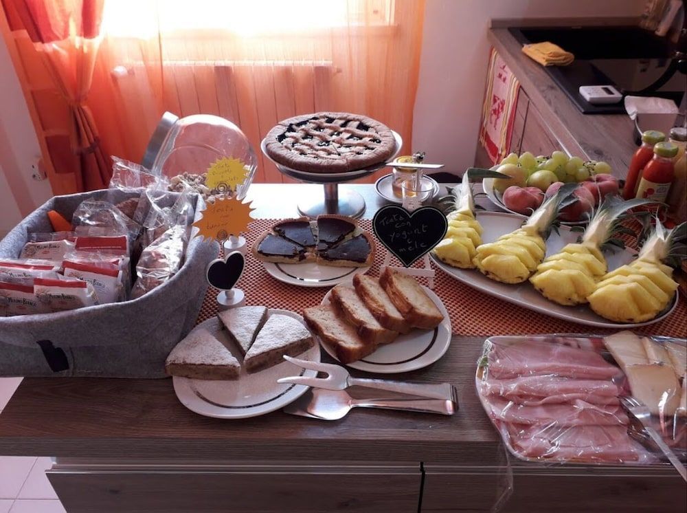 B & B LA MARMIFERA 1