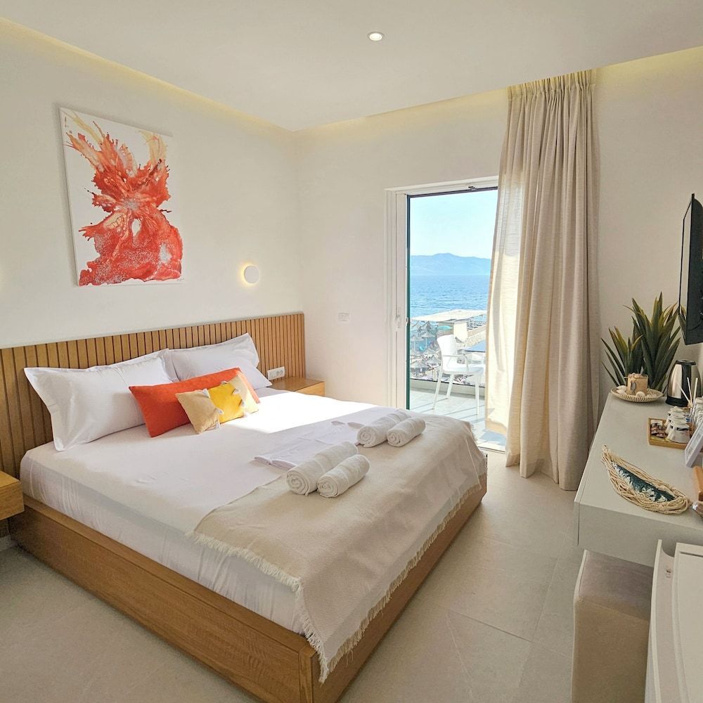 Ares Beachfront Luxury Rooms 1
