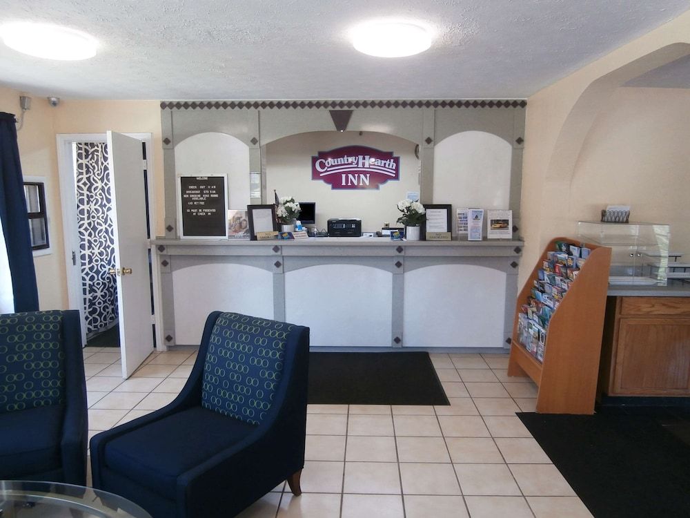 Country Hearth Inn & Suites Cartersville 2