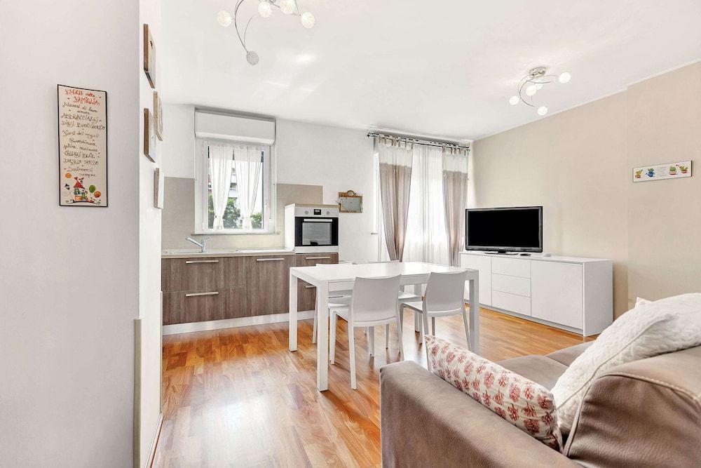 Alessia's Flat - Perini 1
