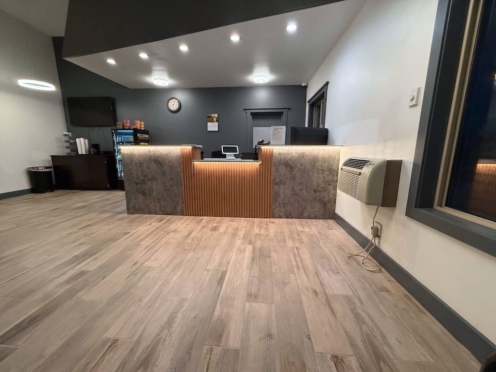 Hermiston Inn & Suites 2