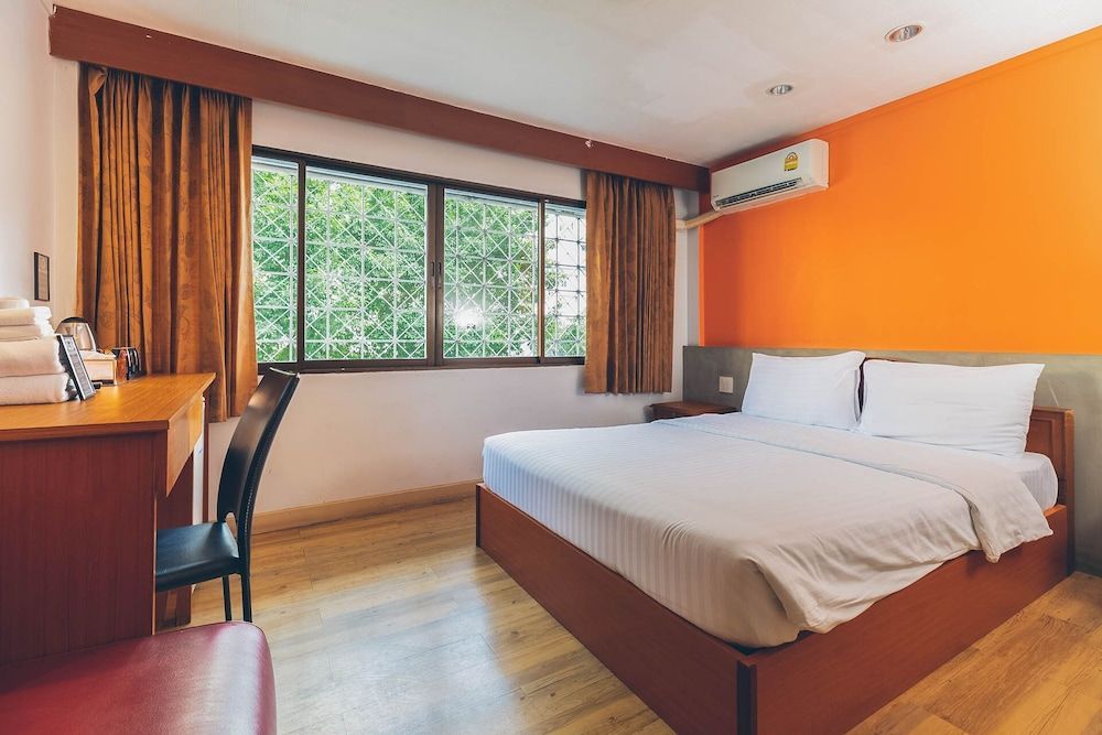 Atlas Bangkok Hotel 1