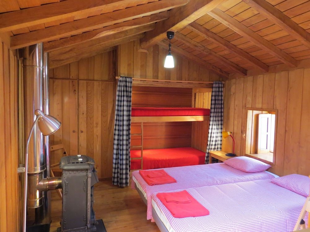 Room in Cabin - Restored, Rustic and Rural Mini Cottage in Typical Portuguese Village 2