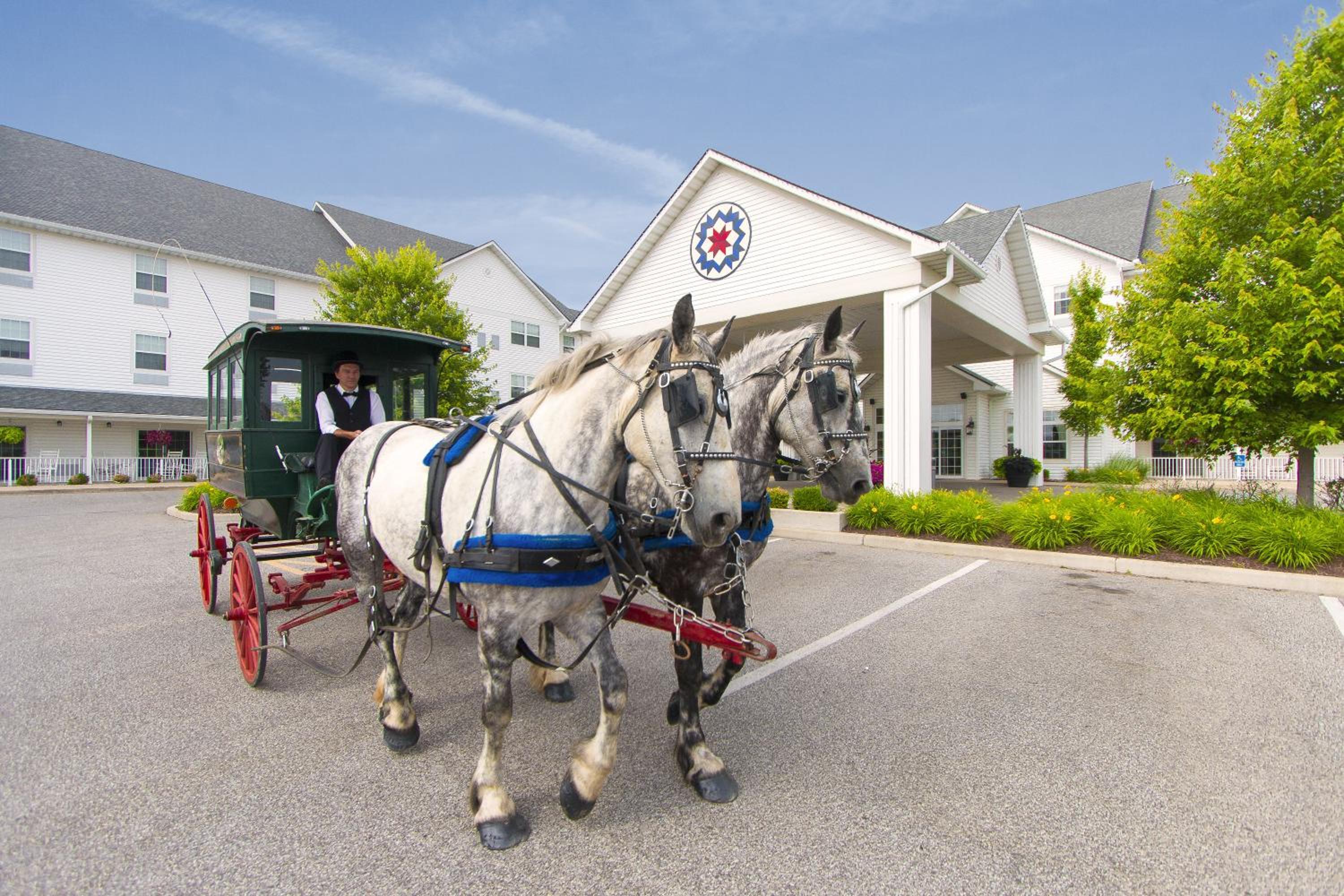 Blue Gate Garden Inn 1