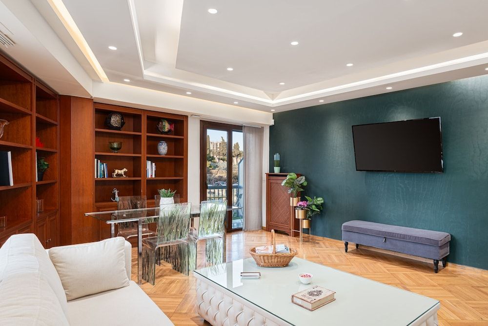 Acropolis Prestige Residence 1