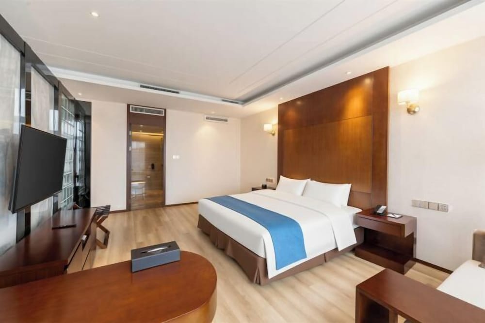 REZEN HOTEL 2