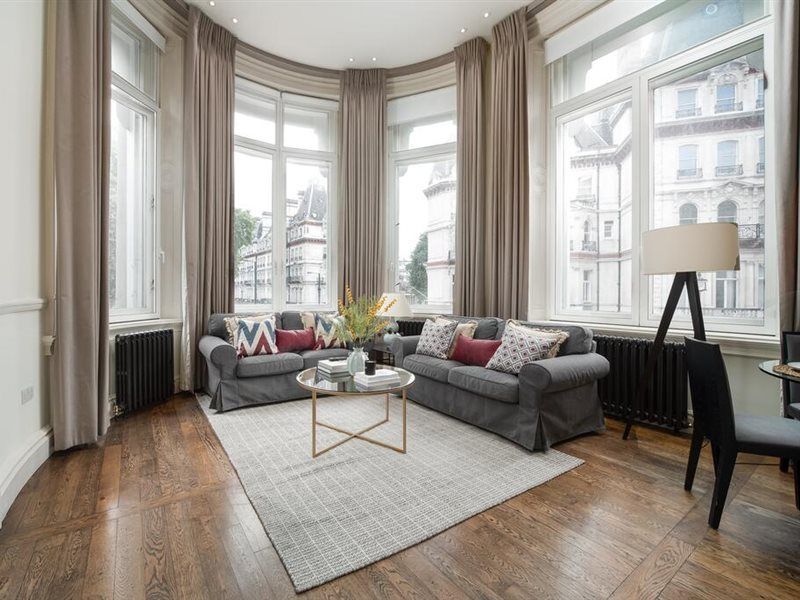 Grosvenor Gardens by CAPITAL 2