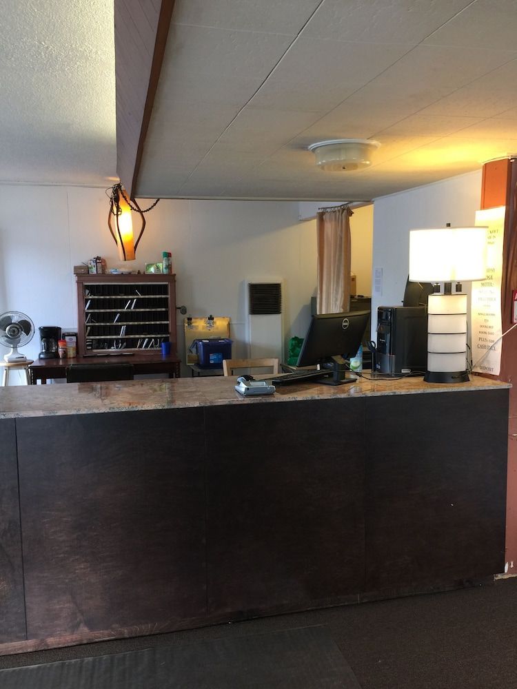 Holiday Lodge 2