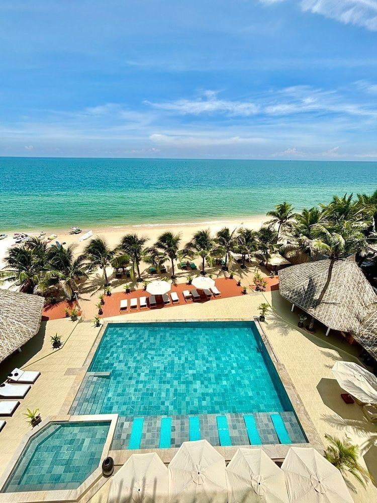 Mana Mui Ne Beach Resort & Spa 1