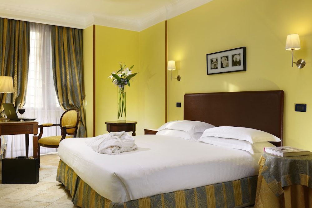 Hotel Tuscolana 1