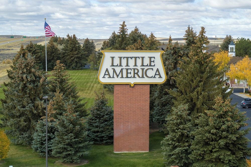 Little America Hotel 1