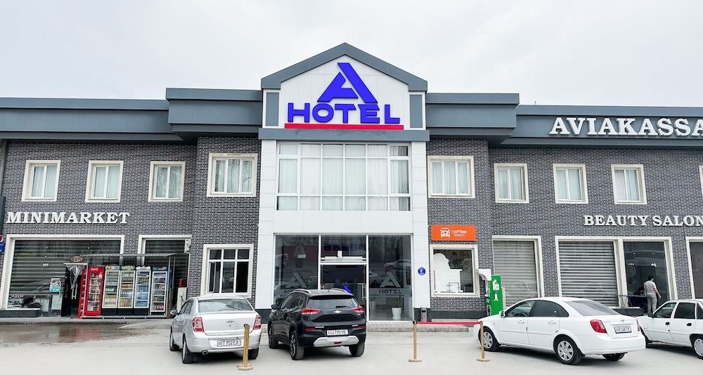 A-Hotel Ex Magistral 1