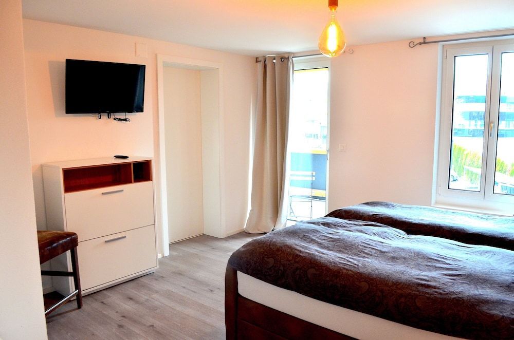 Guesthouse Meitschi Thun - contactless self check-in 2