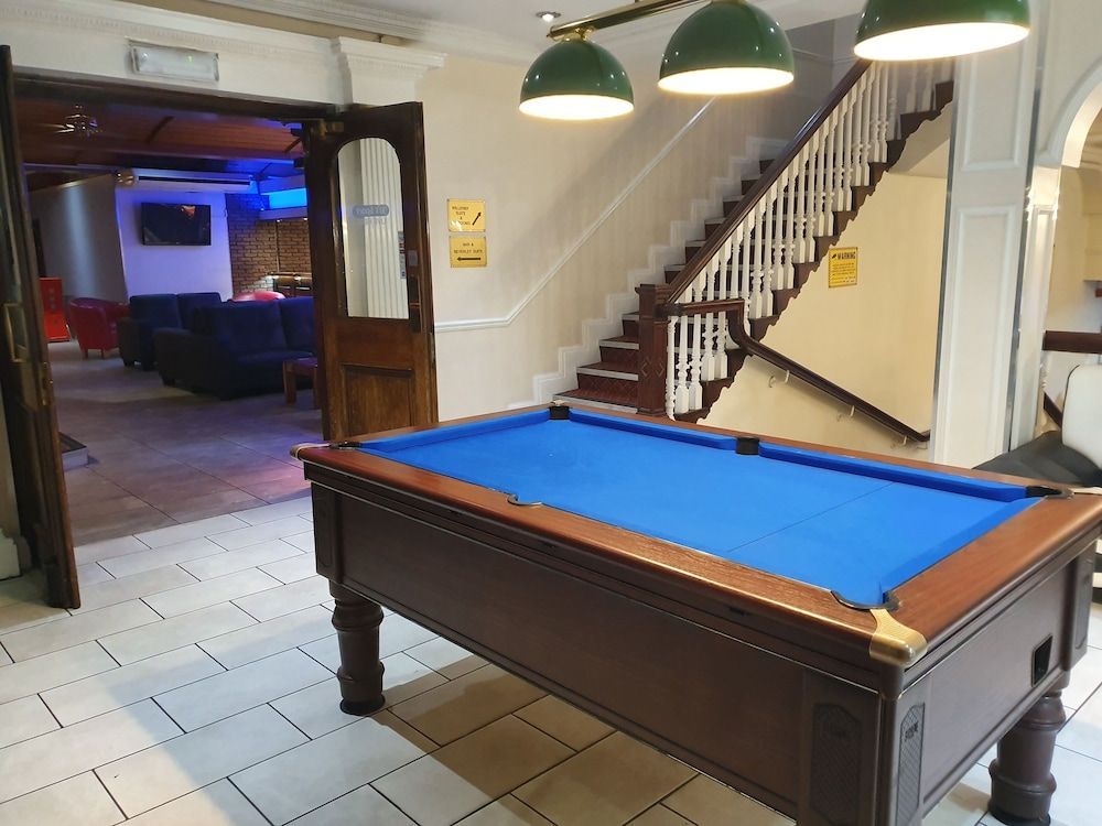 Gilson Hotel 2