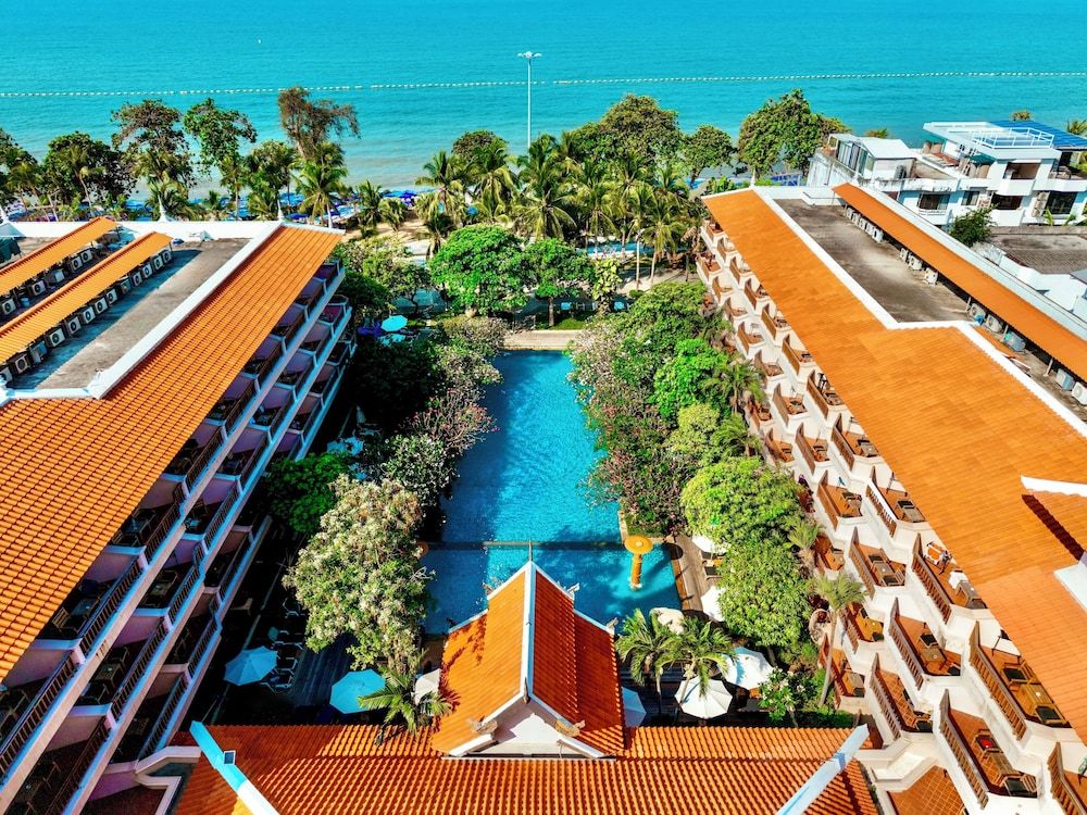 Avalon Beach Resort Pattaya 1