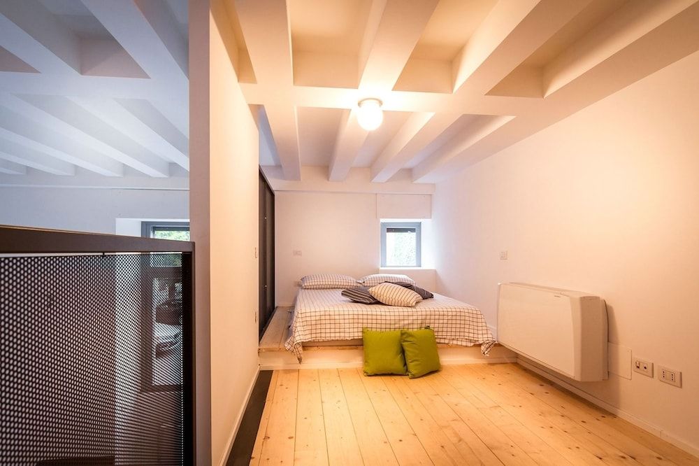 Loft Alle Mura - byMyHomeinComo 2