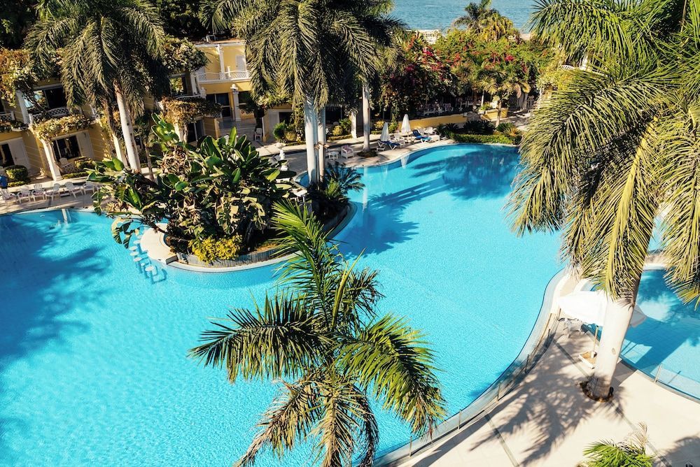 Paradise Inn Beach Resort 1