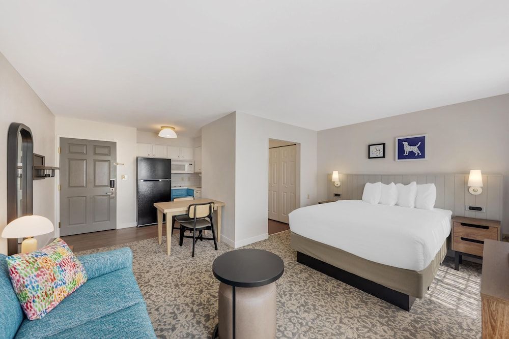 Sonesta ES Suites Austin The Domain Area 1