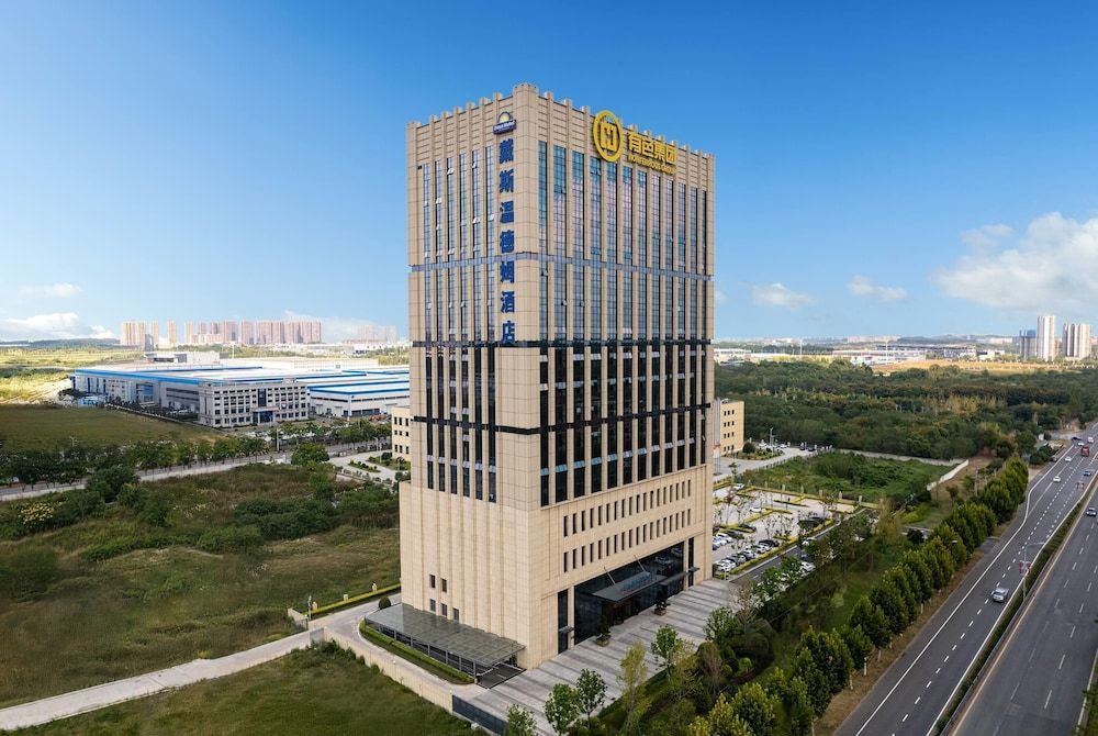 Days Hotel By Wyndham Changsha East 1