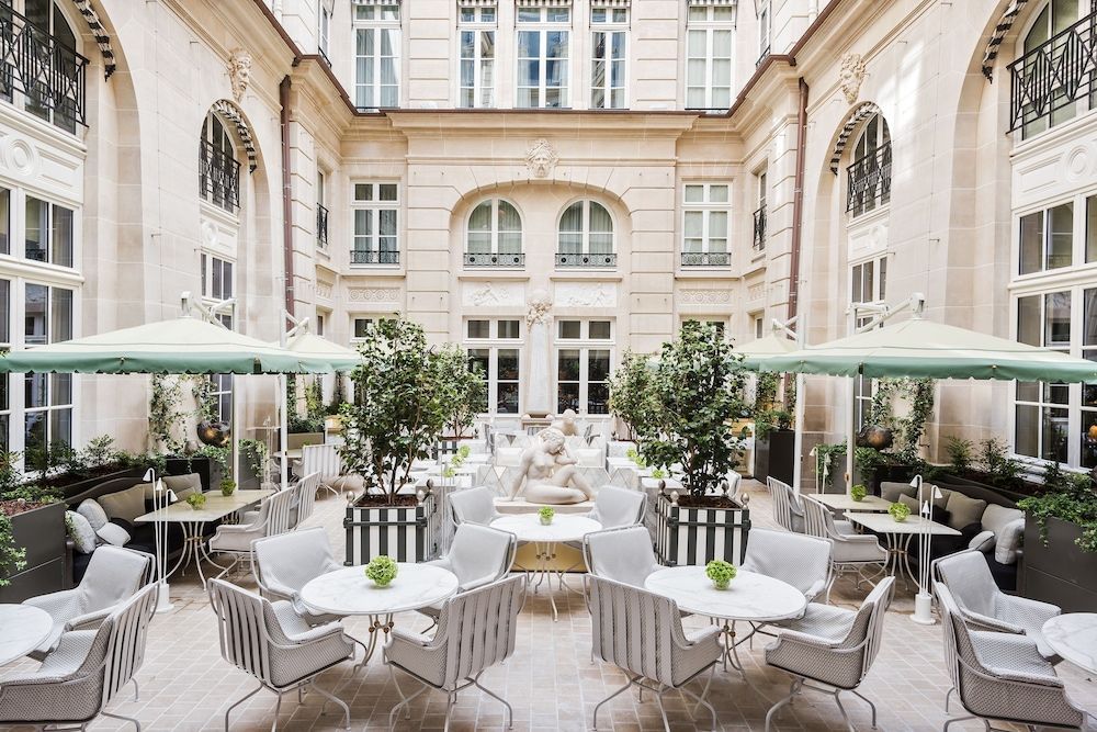 Hotel de Crillon 1