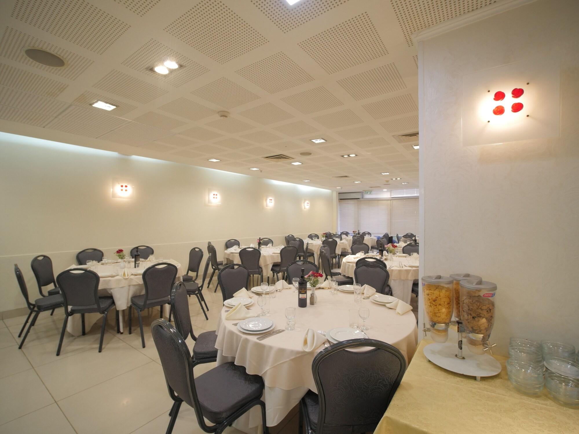 Margoa Hotel Netanya 2