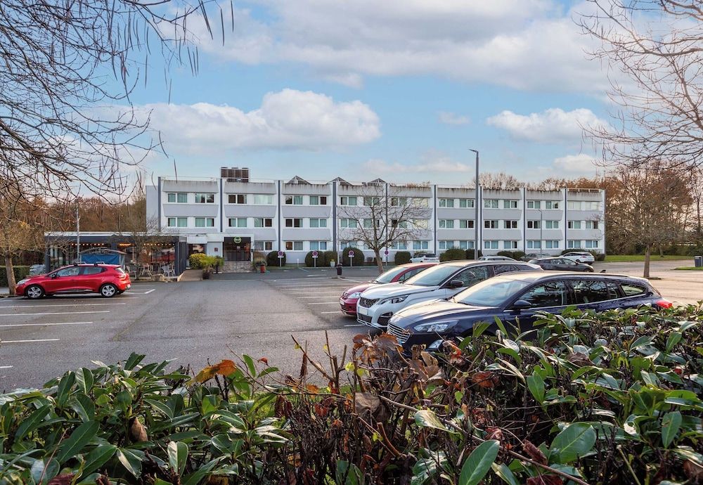 B&B HOTEL Orléans Nord Saran 1