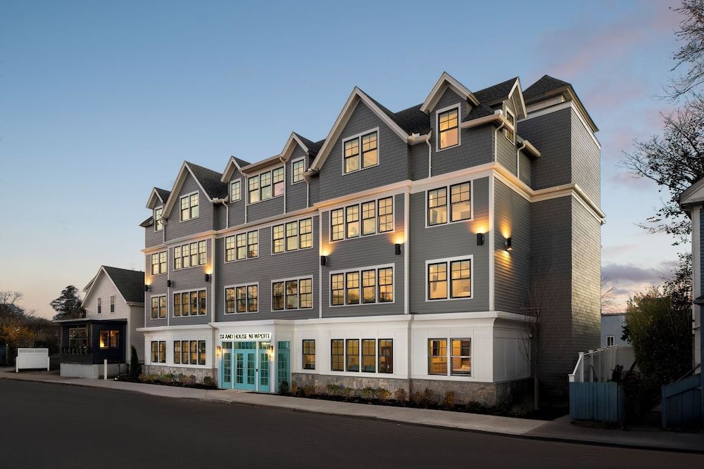 Island House Newport 1