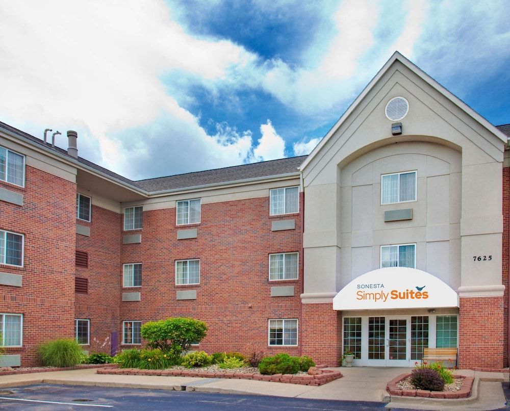 Sonesta Simply Suites Des Moines 1