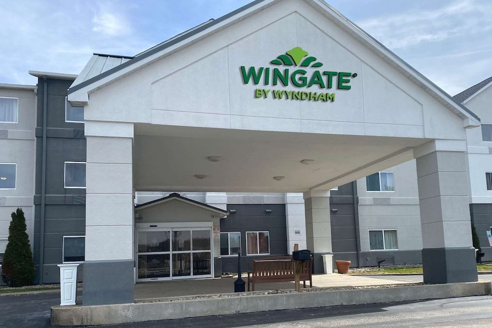 Wingate by Wyndham Uniontown 1