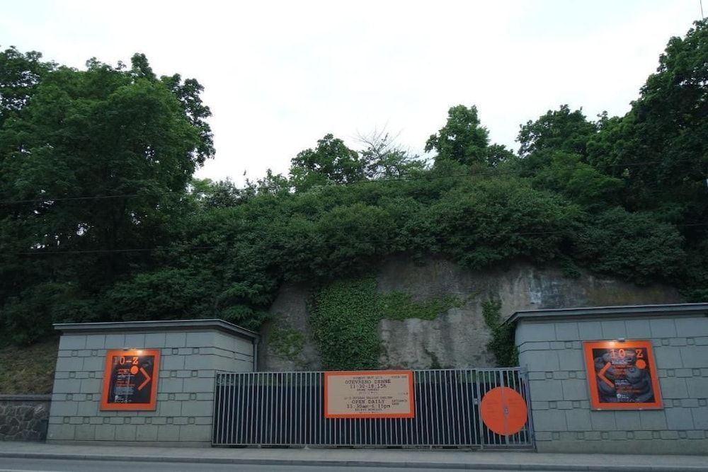 10-Z Bunker 1