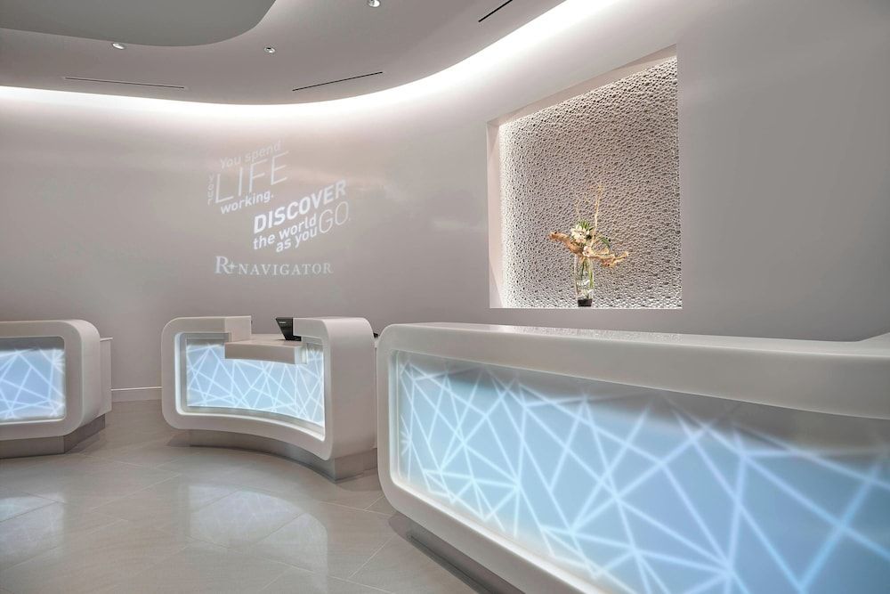 Renaissance Edmonton Airport Hotel 2