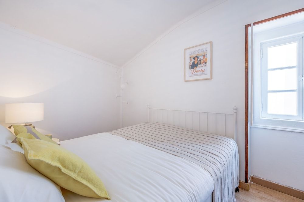 Light Filled Typical Apartment at Alfama, By TimeCooler 2