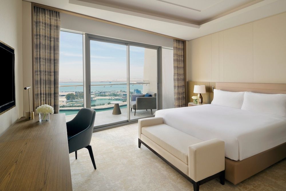 InterContinental Hotels RESIDENCES ABU DHABI by IHG 2