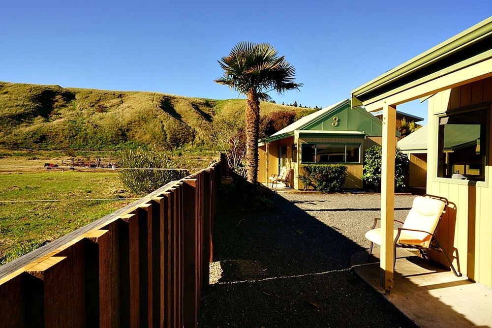 Bay Cottages 1