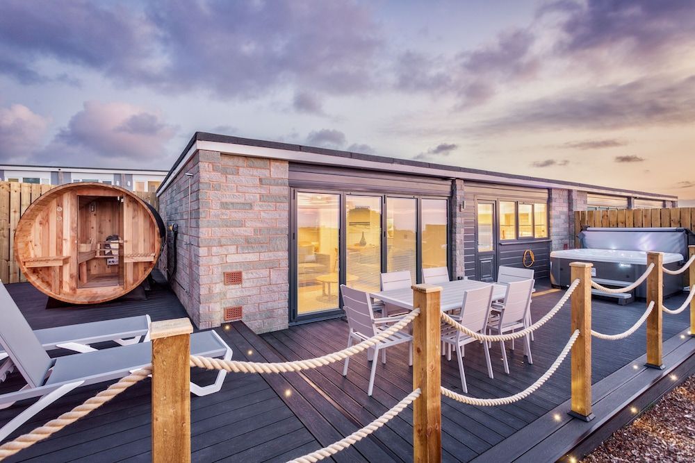 Hot Tub Haven with Dreamy Sea Vista! 1