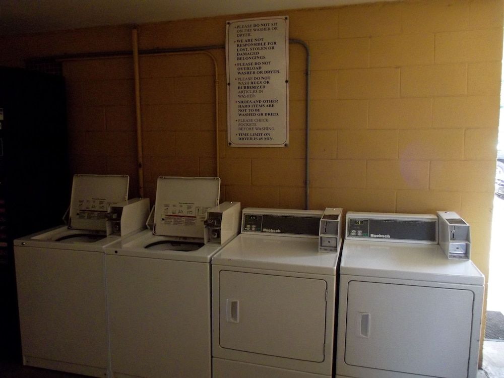 Econo Lodge Mansfield 2