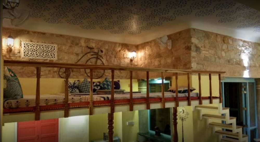 Jaipur Jantar Hostel 2