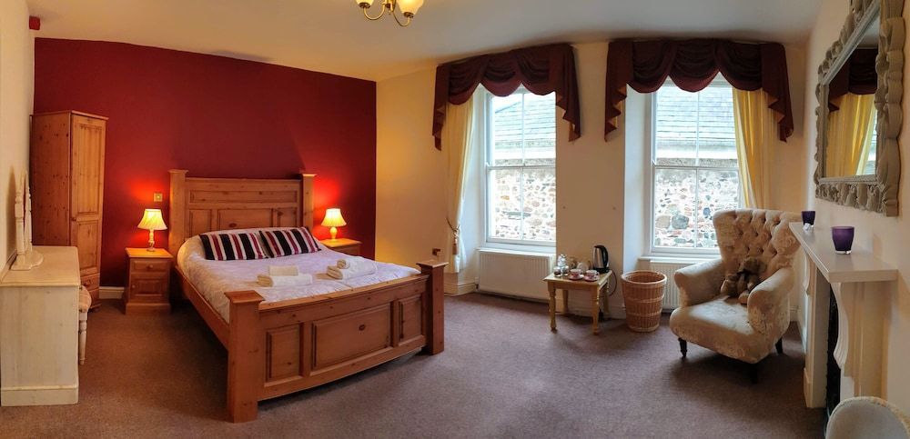 Station House, Dartmoor and Coast located, Village centre Hotel 1